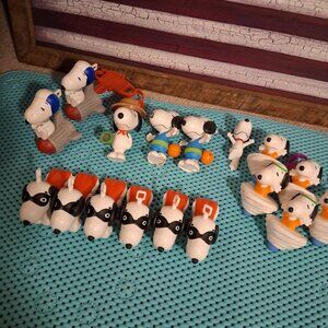 MCDONALDS SNOOPY TOYS-2018